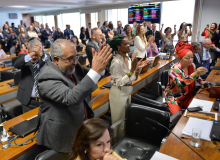 CCJ do Senado aprova em 1º turno renovação das cotas no serviço público