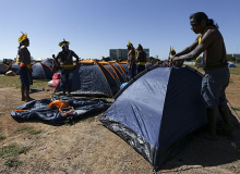Indígenas de todo país iniciam acampamento contra marco temporal em Brasília