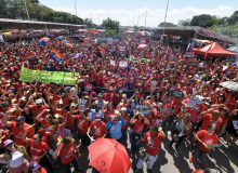 Educadores/as do DF mantêm greve e realizam nova assembleia na quinta (18)