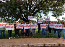 Pela 3ª vez no ano, terceirizados da saúde entram em greve contra atraso de salários