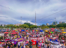 “A nossa luta é pela vida”: Mulheres ocupam as ruas em Brasília