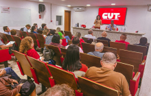 Estratégias de mobilização e disputa política marcam plenária ampliada da CUT-DF