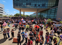 Carreira de Assistência à Educação entra em greve, a partir do dia 19/9   